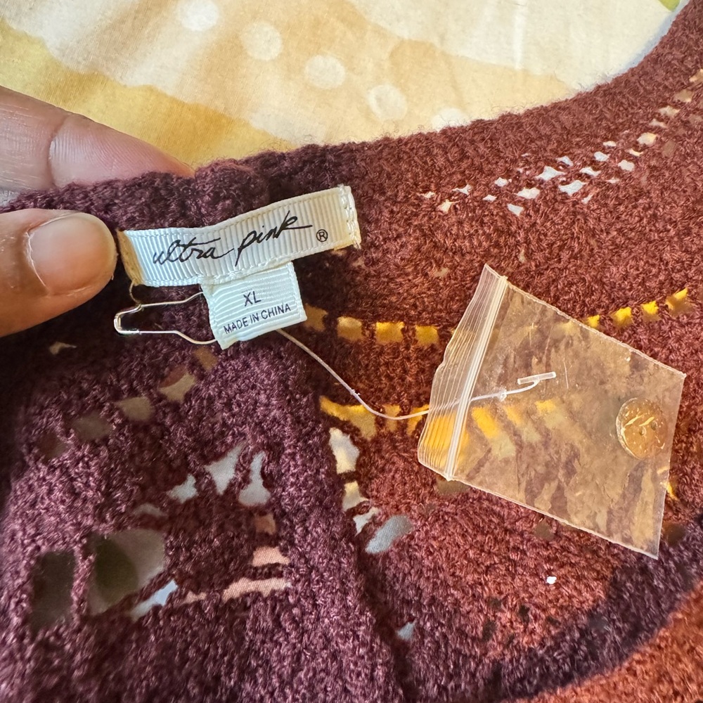 Ultra Pink Burgundy Crochet Sweater - Picture 7 of 11